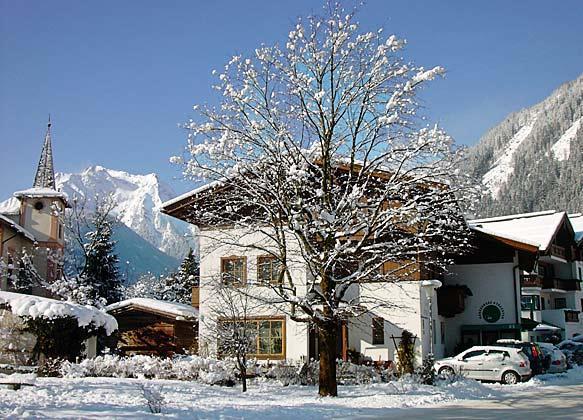 Gaestehaus Elfriede Mayrhofen Luaran gambar